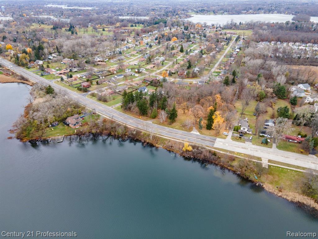 LOT 1 W WALTON, Waterford, MI 48329 — Photo 9