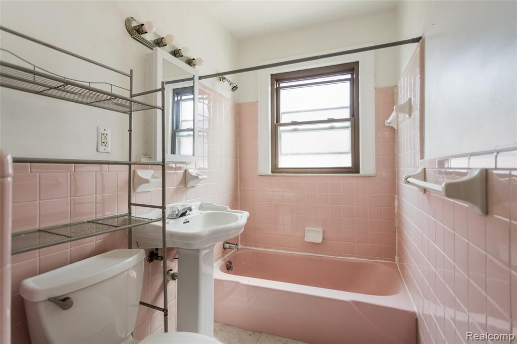 4652 Haverhill Street, Detroit, MI 48224 — Photo 8