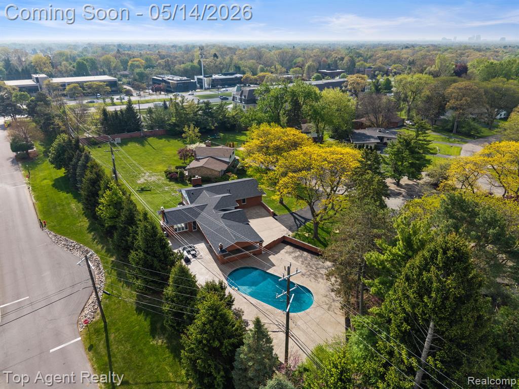 6739 White Pine Court, Bloomfield Hills, MI 48301 — Photo 54