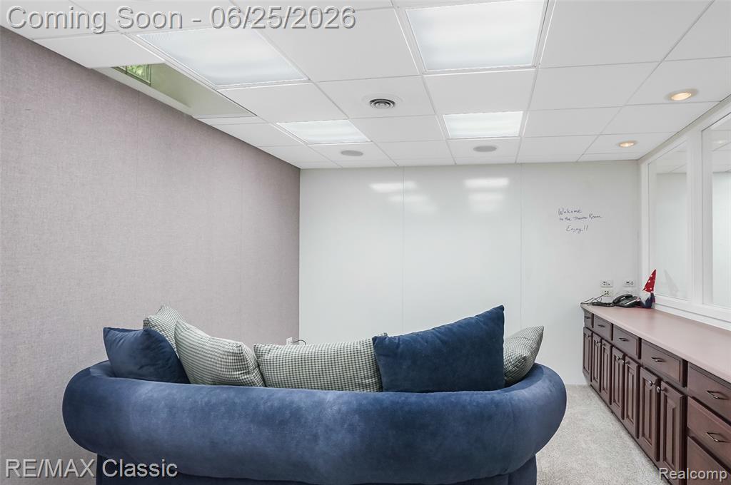 7439 Millwood, West Bloomfield, MI — Photo 37