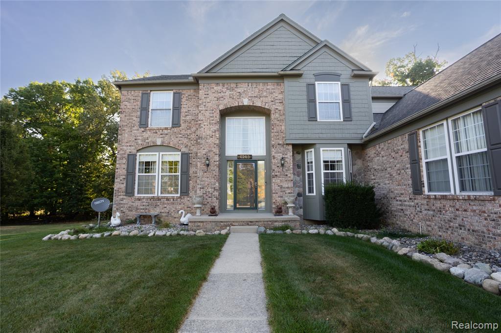 6263 Knob Bend Drive, Grand Blanc, MI 48439 — front exterior
