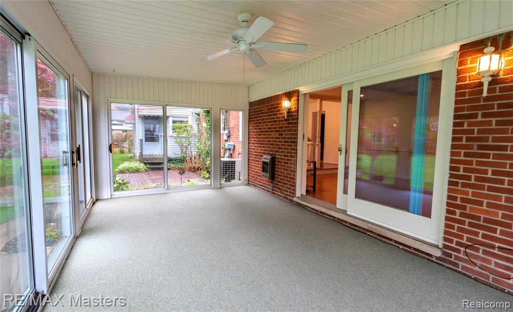 21879 Canterbury Avenue, Grosse Ile, MI 48138 — Photo 17