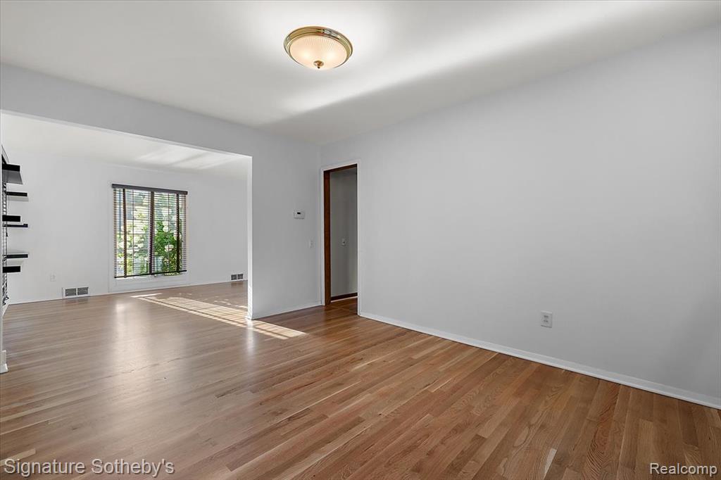22601 Highbank Drive, Beverly Hills, MI 48025 — Photo 13