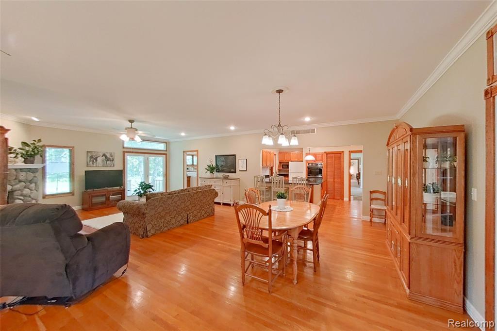 50666 W 9 Mile Road, Novi, MI — Photo 13