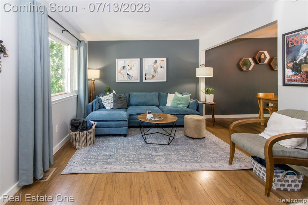 3323 Williamsburg Road, Ann Arbor, MI 48108 — Photo 3