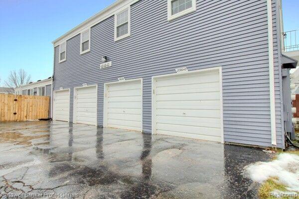 23640 N ROCKLEDGE, Novi, MI — Photo 19