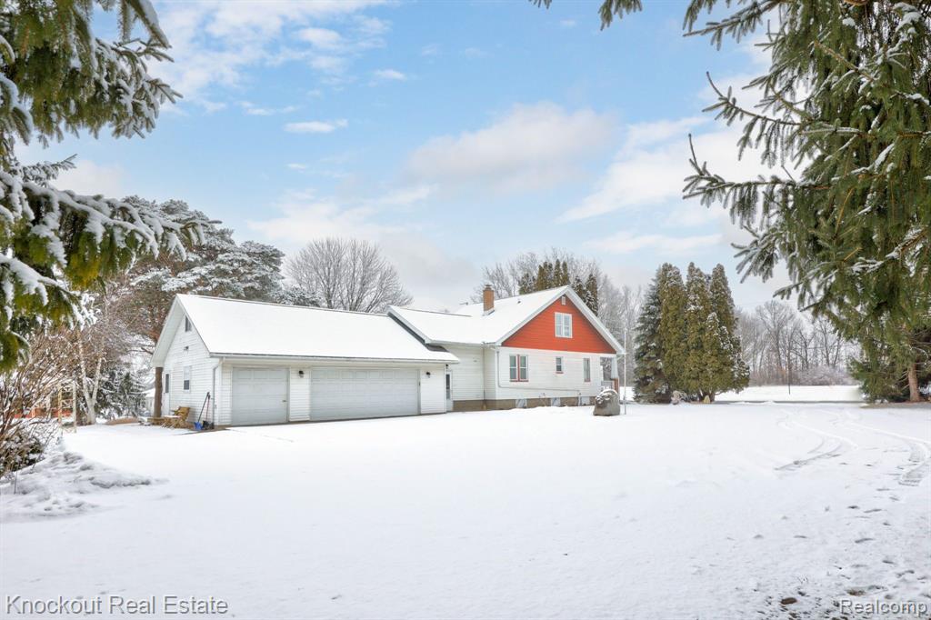 7165 Junction Road, Bridgeport, MI 48722 — Photo 5