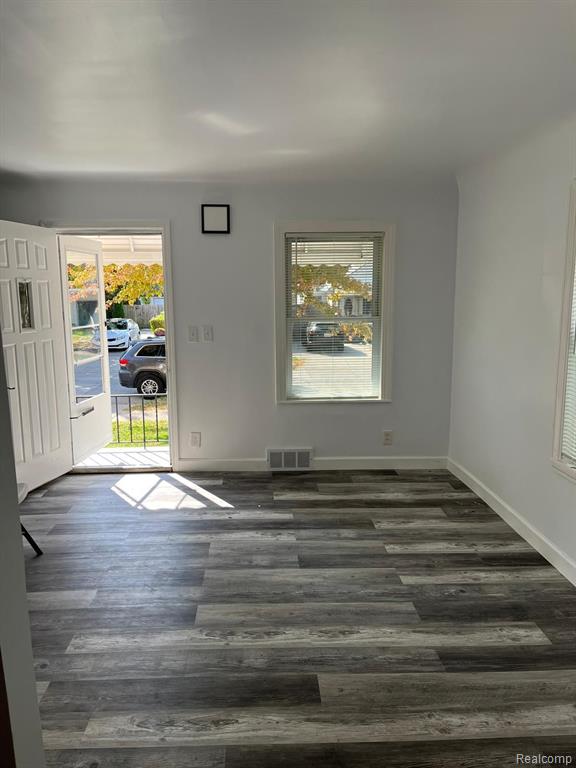 7535 STANDARD, Center Line, MI 48015 — Photo 18