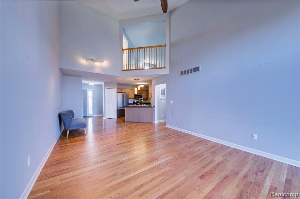 1040 Spirea, Howell, MI 48843 — Photo 6
