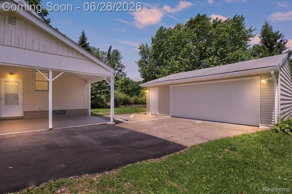43600 Crowley Road, Belleville, MI 48111 — Photo 2