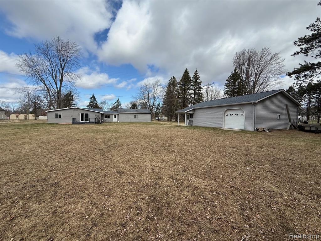 958 N Cass Avenue, Vassar, MI 48768 — Photo 24