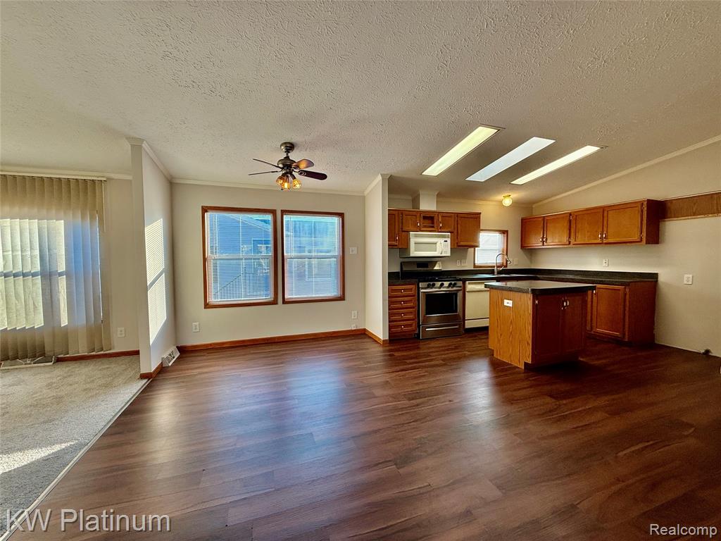 49872 Teton Pass, Shelby Twp, MI 48315 — Photo 7