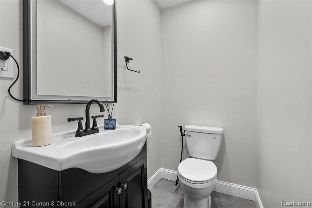 5851 Gilman Street, Garden City, MI — Photo 14