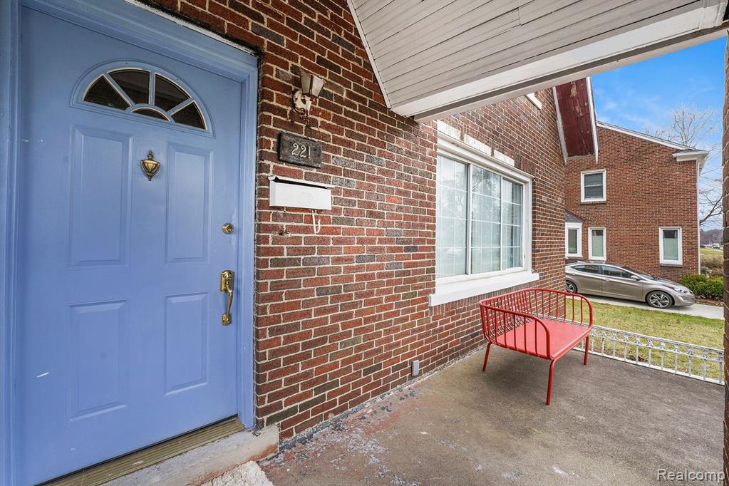 221 W Grixdale, Highland Park, MI 48203 — Photo 4