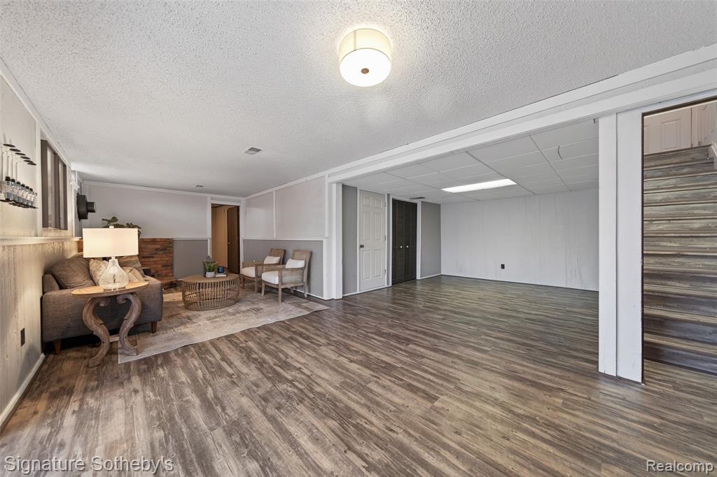 6072 Brockway Street, Commerce Twp, MI 48382 — Photo 13