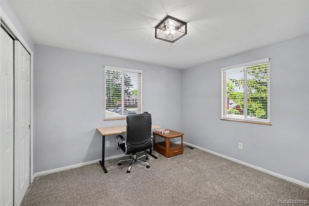 5504 Antoinette Drive, Grand Blanc, MI 48439 — Photo 26