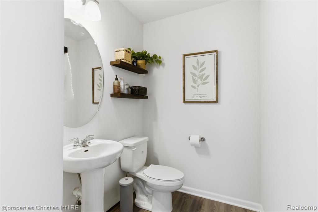 904 Salt Springs Drive, Saline, MI 48176 — Photo 13