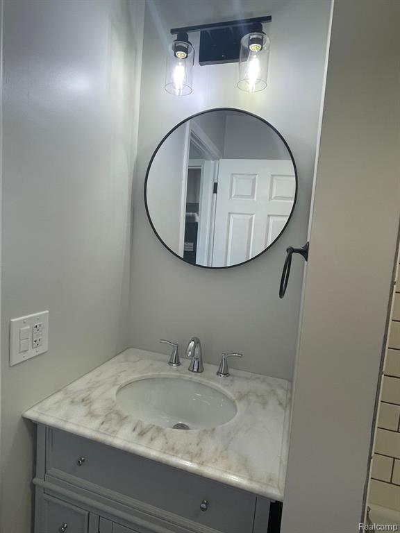 29272 ADAMS Drive, Gibraltar, MI — Photo 18