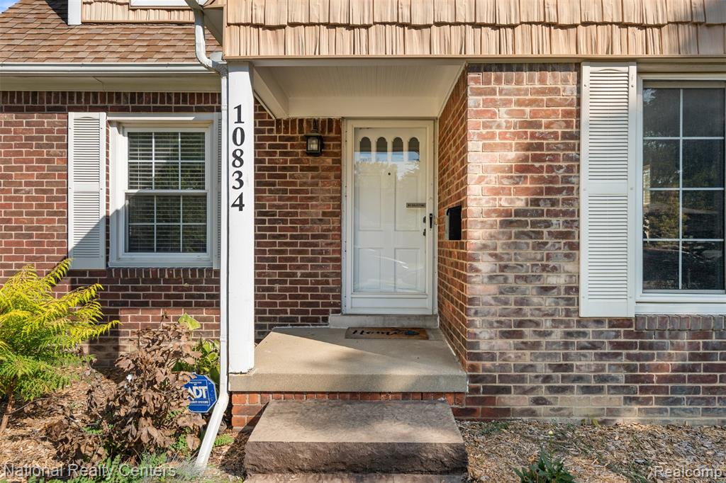 10834 Talbot Avenue, Huntington Woods, MI — Photo 5