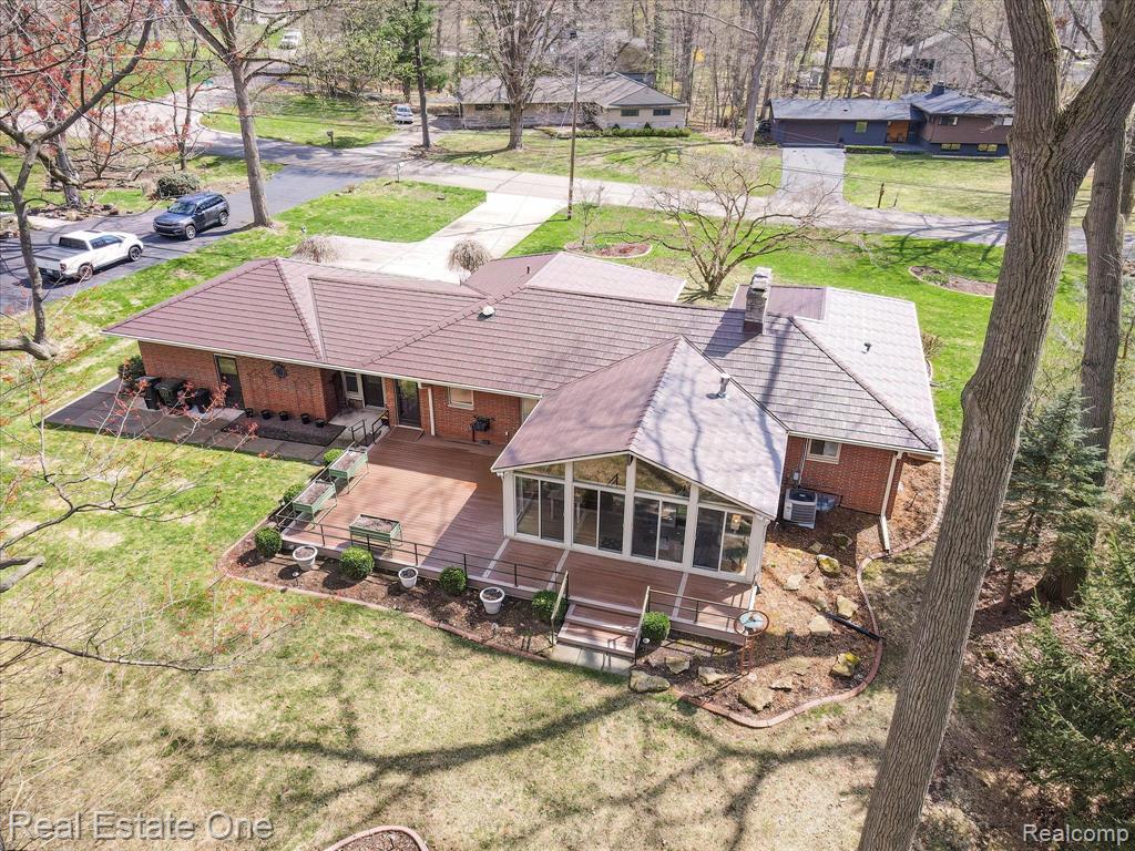 488 ORCHARDALE Drive, Rochester Hills, MI 48309 — Photo 9