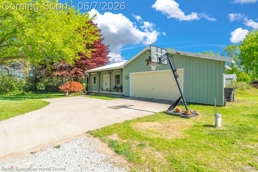 6560 Roach Rd Road, Lexington, MI 48450 — Photo 4