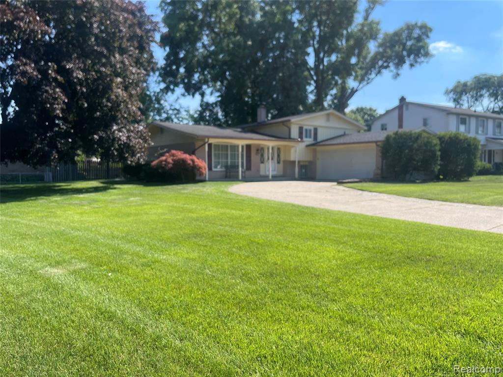 20961 Concord Street, Southfield, MI 48076