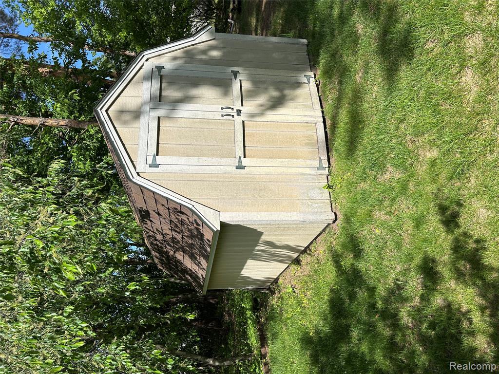 1690 Cedar Knoll Lane, Caro, MI 48723 — Photo 5