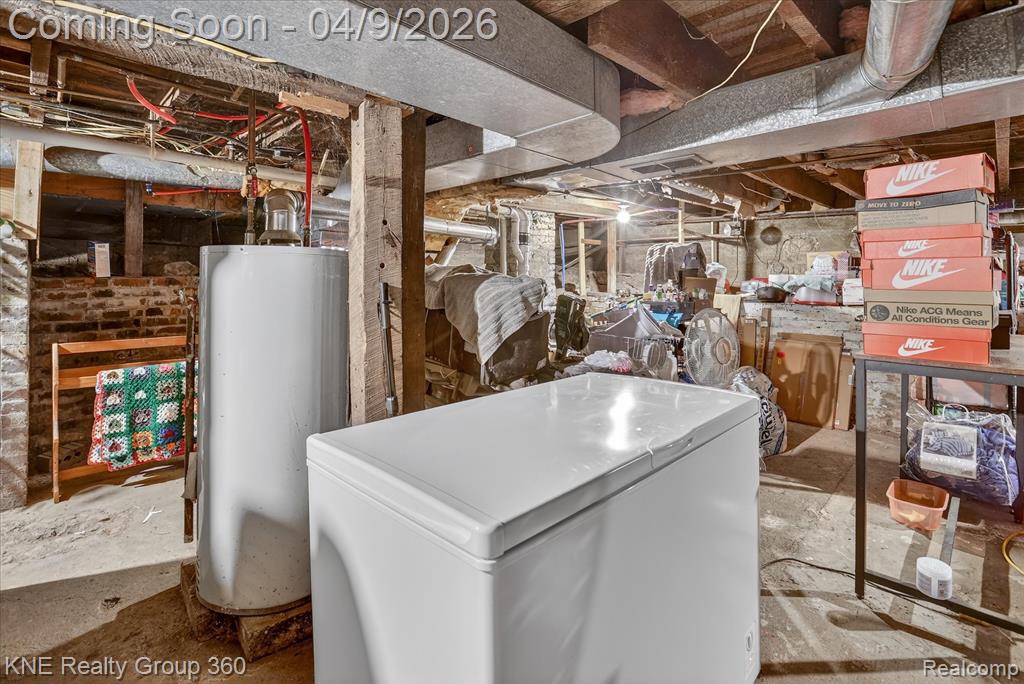 217 Maple Avenue, Alma, MI 48801 — Photo 30