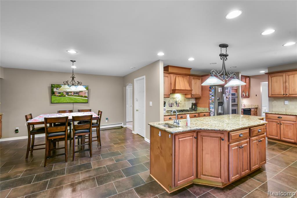 26060 Hidden Lane, Grosse Ile, MI 48138 — Photo 26