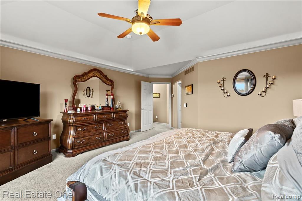 539 Olivia Drive, Milford, MI 48381 — Photo 25