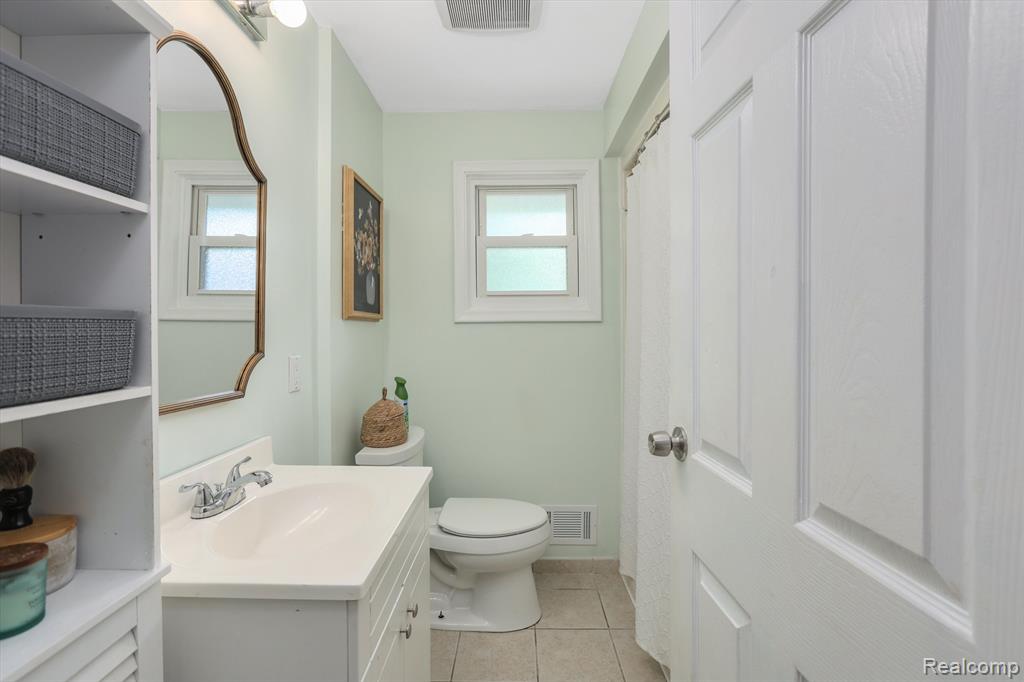 532 Elizabeth Street, Milford, MI 48381 — Photo 15