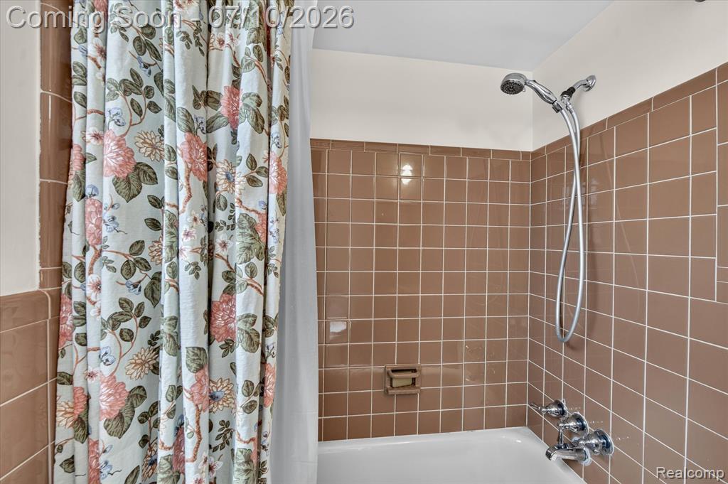 8599 Cardwell Street, Westland, MI — Photo 21