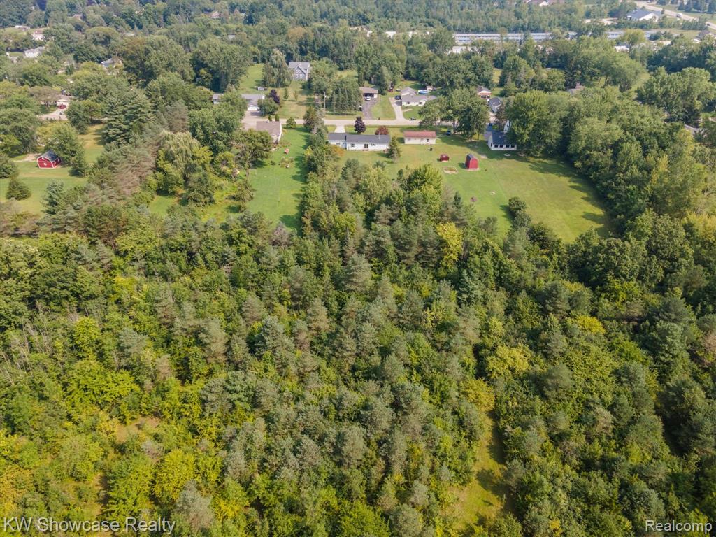 1105 Hanna Drive, Mundy, MI 48439 — Photo 40