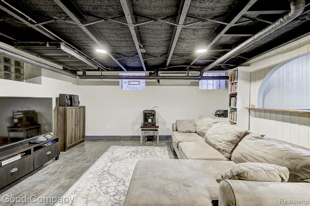 551 W Oakridge Street, Ferndale, MI 48220 — Photo 47