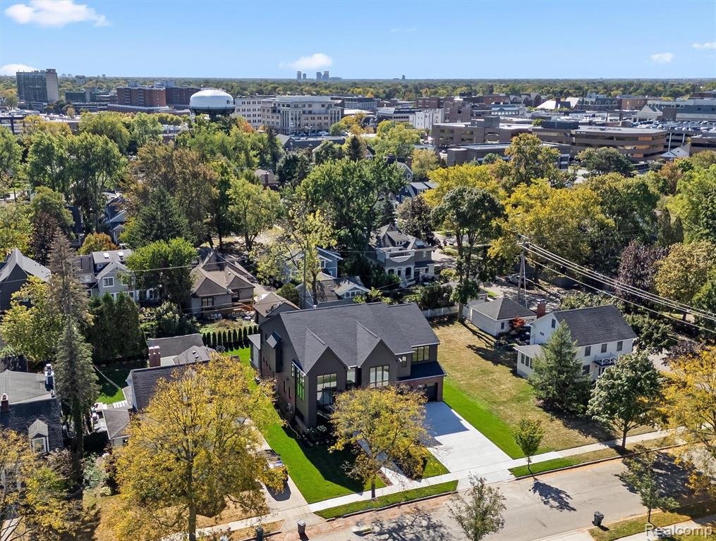 684 Madison Street, Birmingham, MI 48009 — Photo 4