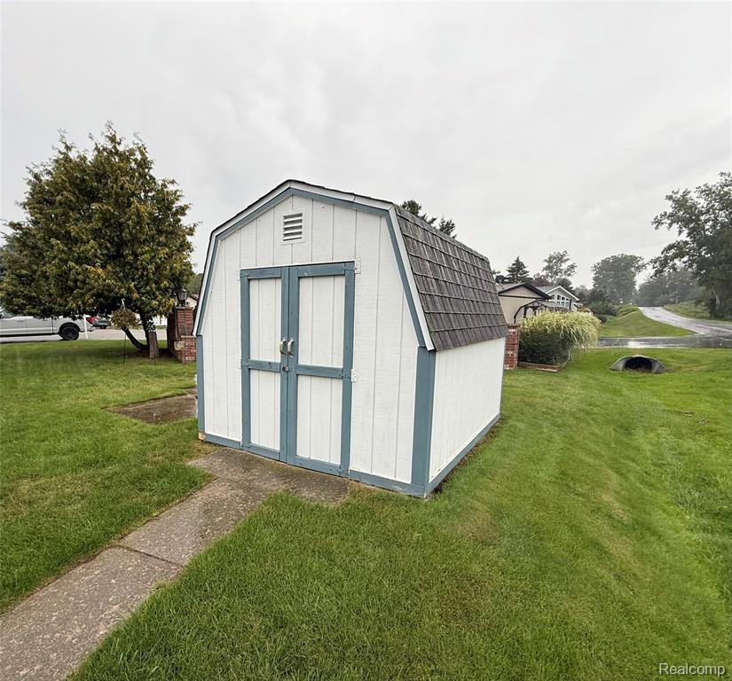 104 Shoreline Dr E, Port Sanilac, MI 48469 — Photo 14