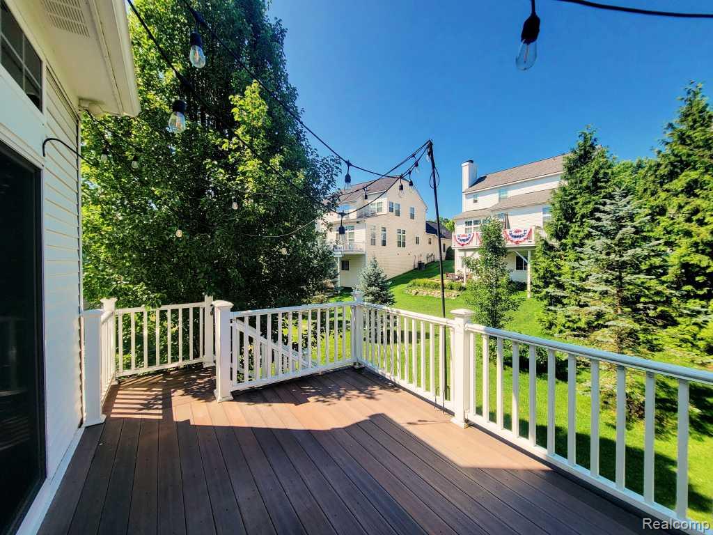 124 Champlain Boulevard, Howell, MI 48843 — Photo 43