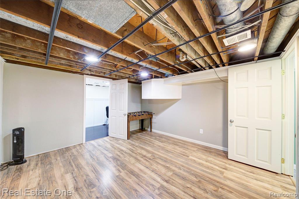 2293 Nichols Avenue, Grand Blanc, MI 48507 — Photo 13