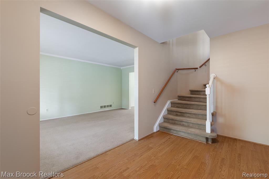 683 Thurber Drive, Troy, MI 48085 — Photo 12