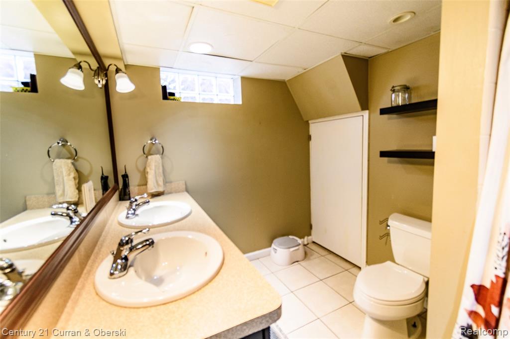 9390 Quandt Avenue, Allen Park, MI 48101 — Photo 34