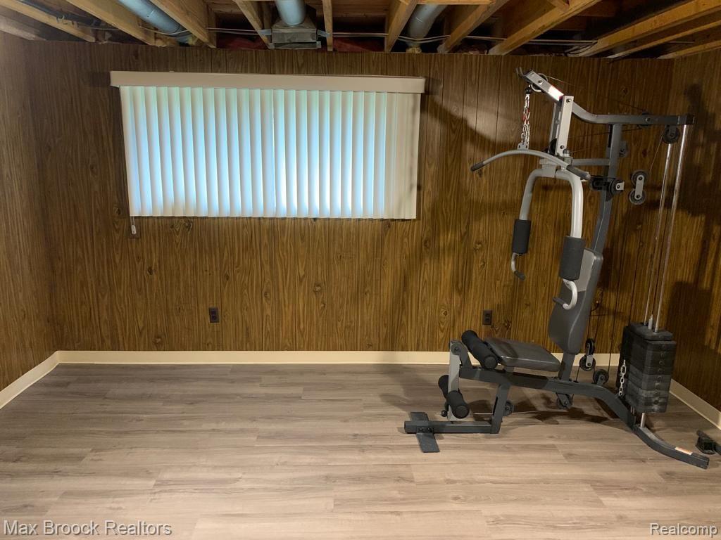 4585 Laurel Club Circle, West Bloomfield, MI 48323 — Photo 16