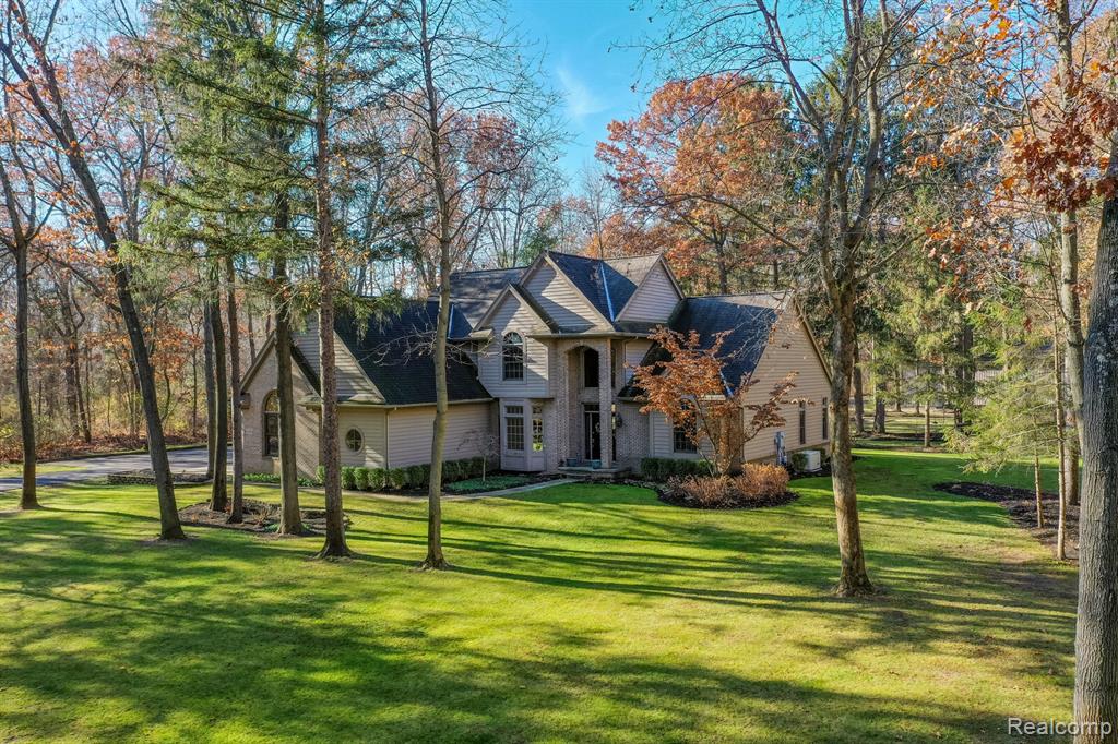 5150 N Milford Road, Highland, MI 48356 — Photo 2