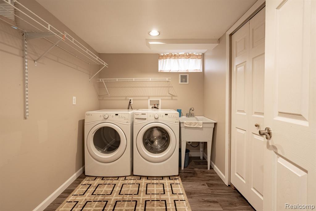 6905 Lathers Street, Garden City, MI — Photo 24
