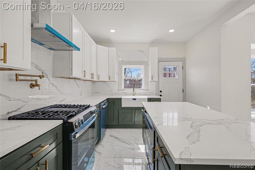 3493 Baldwin Street, Detroit, MI 48214 — Photo 14