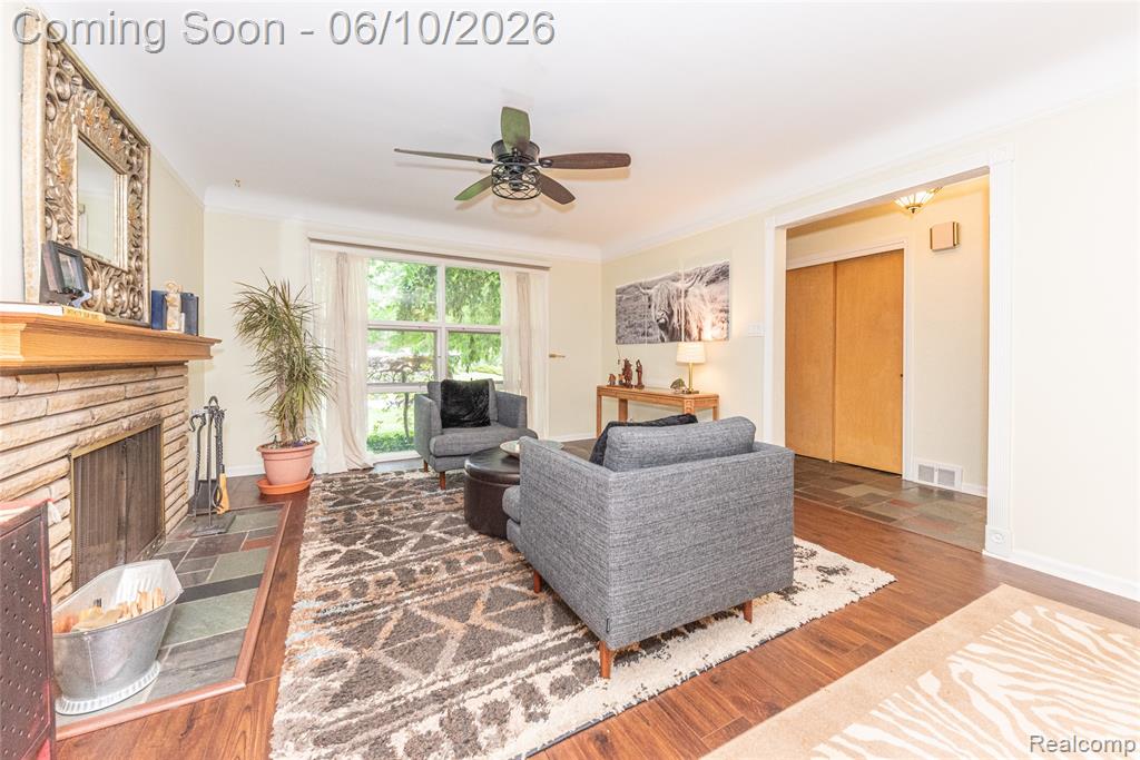 3887 Stonecrest Road, West Bloomfield, MI — Photo 32