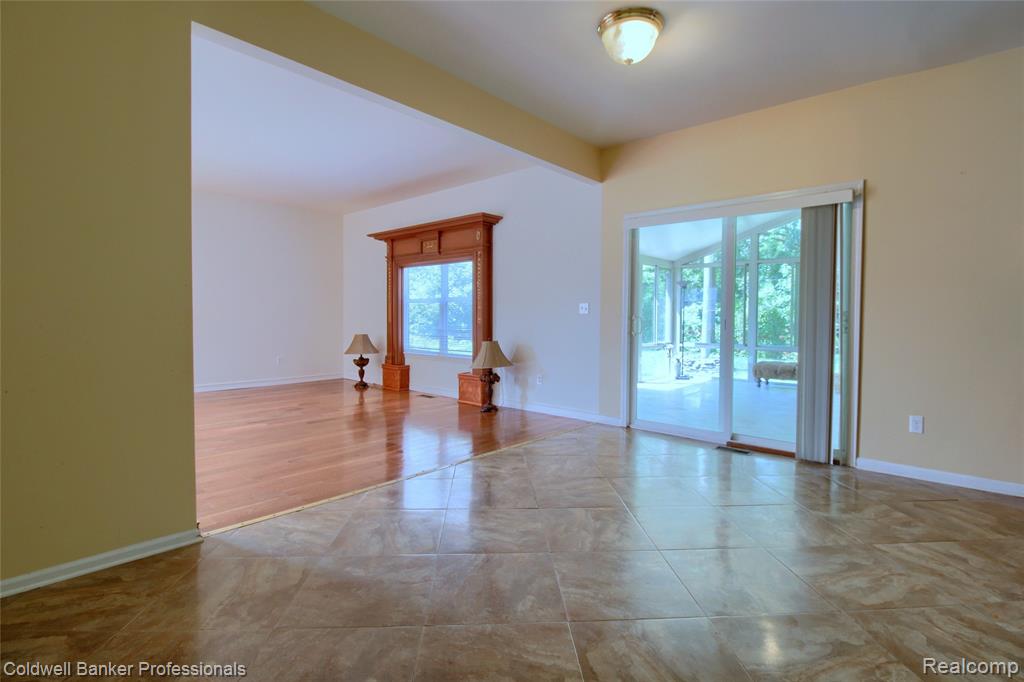 701 Montclair Street, Detroit, MI 48214 — Photo 12