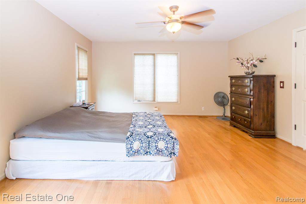 4088 PARKSTONE Court, Troy, MI 48098 — Photo 70