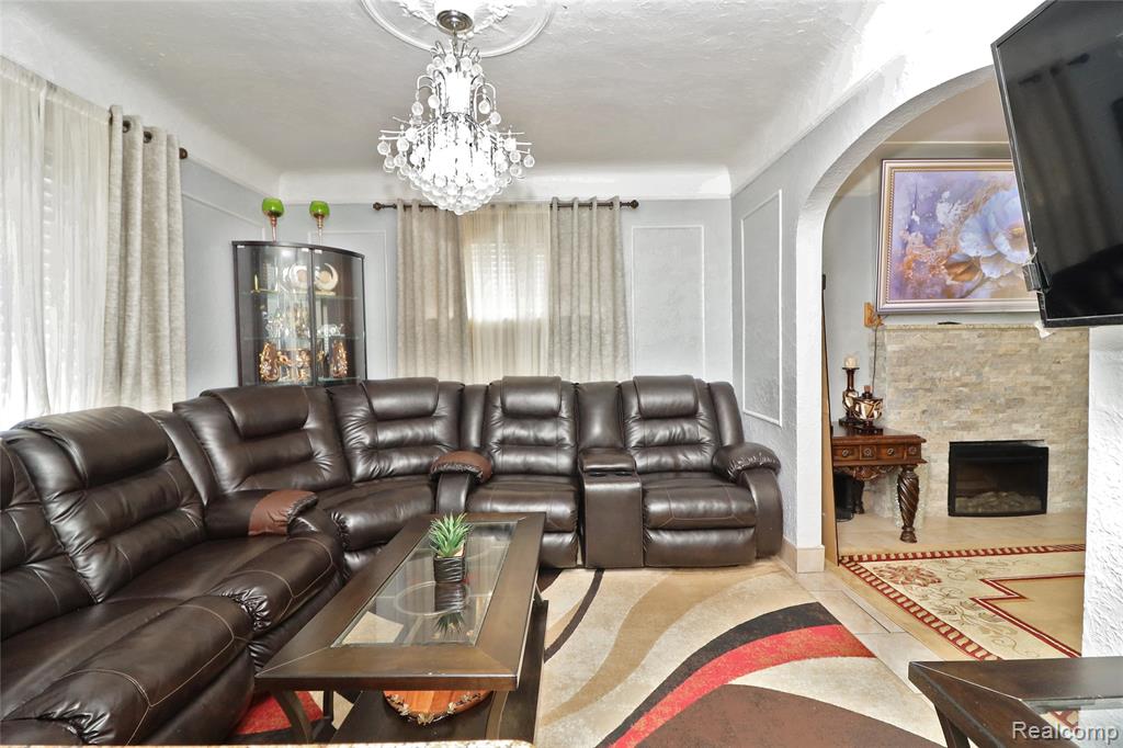 4561 Curtis Street, Dearborn, MI 48126 — Photo 10