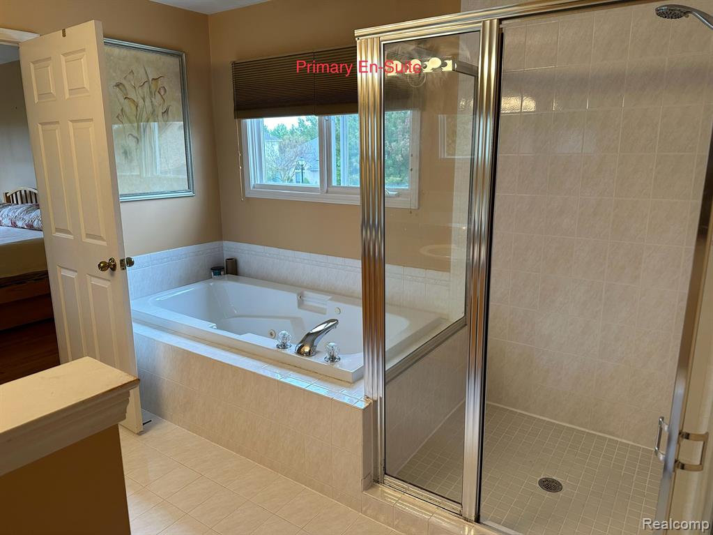 48701 LAFAYETTE Drive, Macomb, MI 48044 — Photo 58