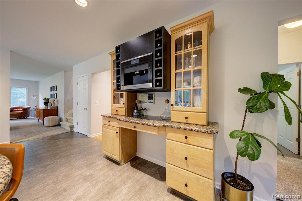 6728 Spring Creek, Plymouth, MI 48170 — Photo 19